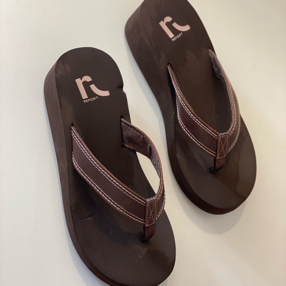 Brown Rubber Sponge Cushion Comfort Sandals - Picture 6 of 6